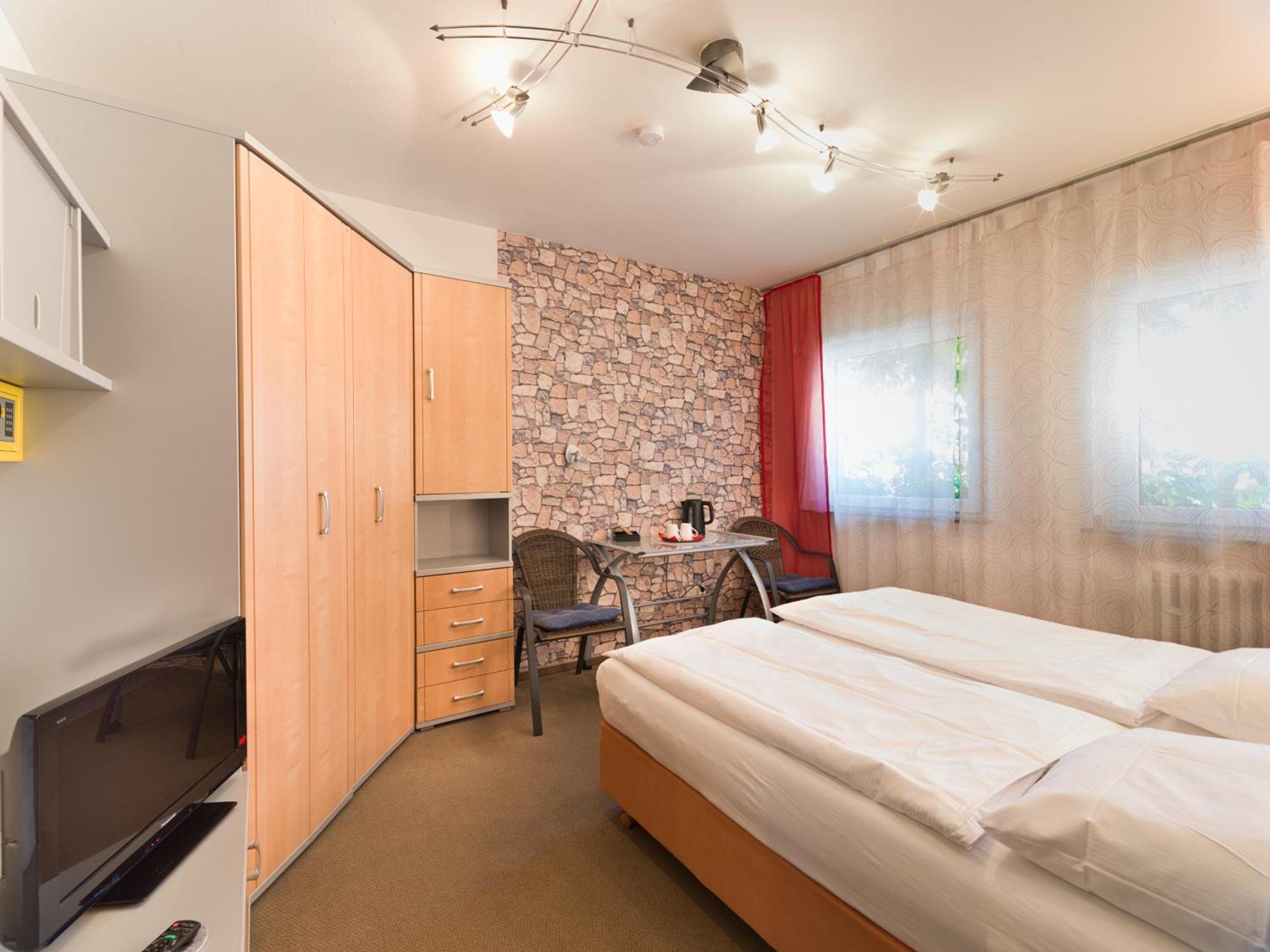 Park Hotel Konz Exterior photo